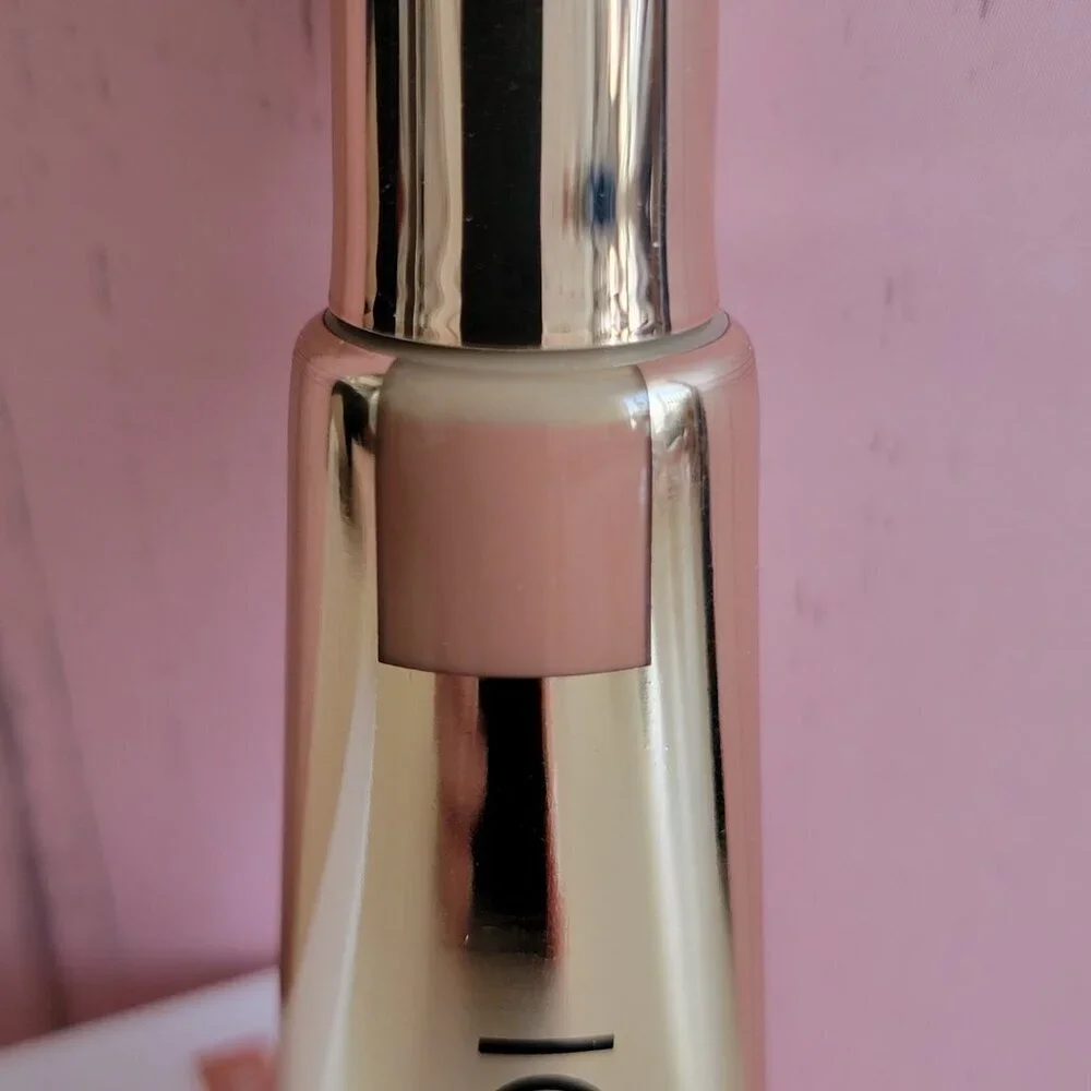 Iconic London Sheer Blush Shade Fresh Faced